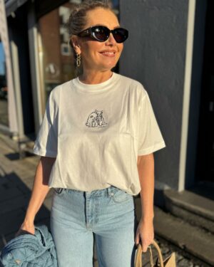 Kjerag Embroidery Tee White