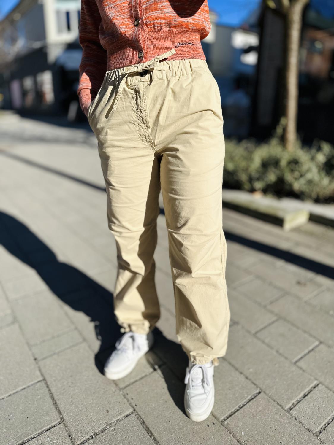 Washed Cotton Canvas Draw String Pants Pale Khaki - Kjøp