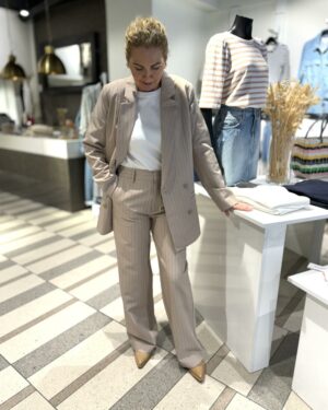 JoelleGZ pinstripe blazer Sand Pinstripe