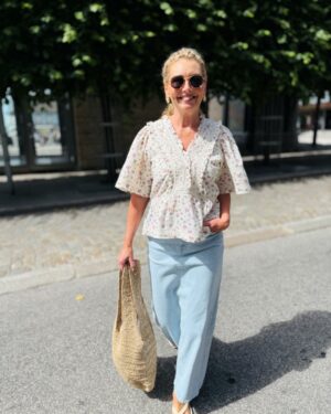 Evienne Floral Blush Top