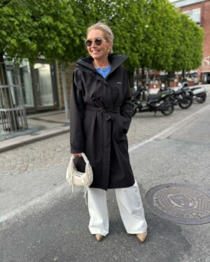 Flow Belt Jacket