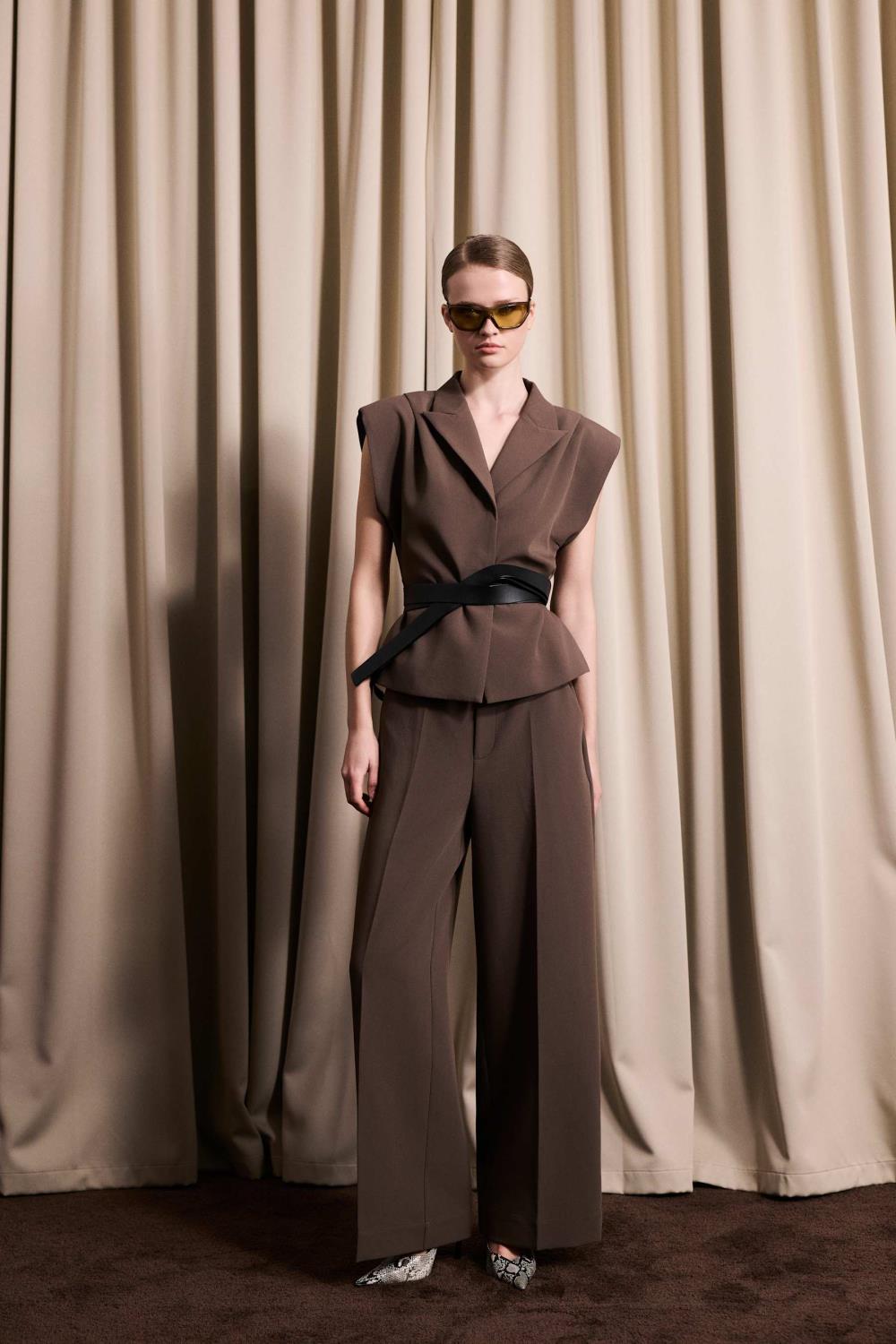Reign Tailored Extra Wide Pant