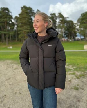 Besseggen Lt Short Jacket Black