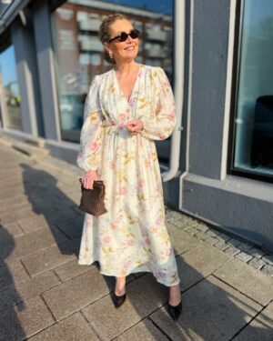 Silfi Vintage Flower Dress