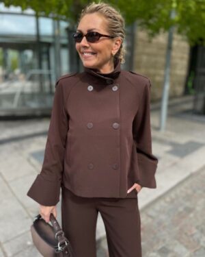 Avenue Trenchcoat
