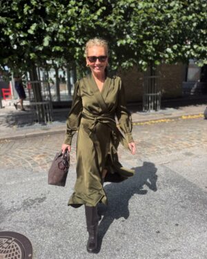 Iza Midi Dress