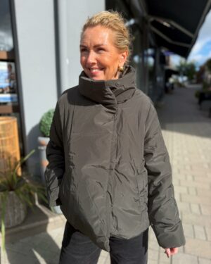 Una Clean Jacket