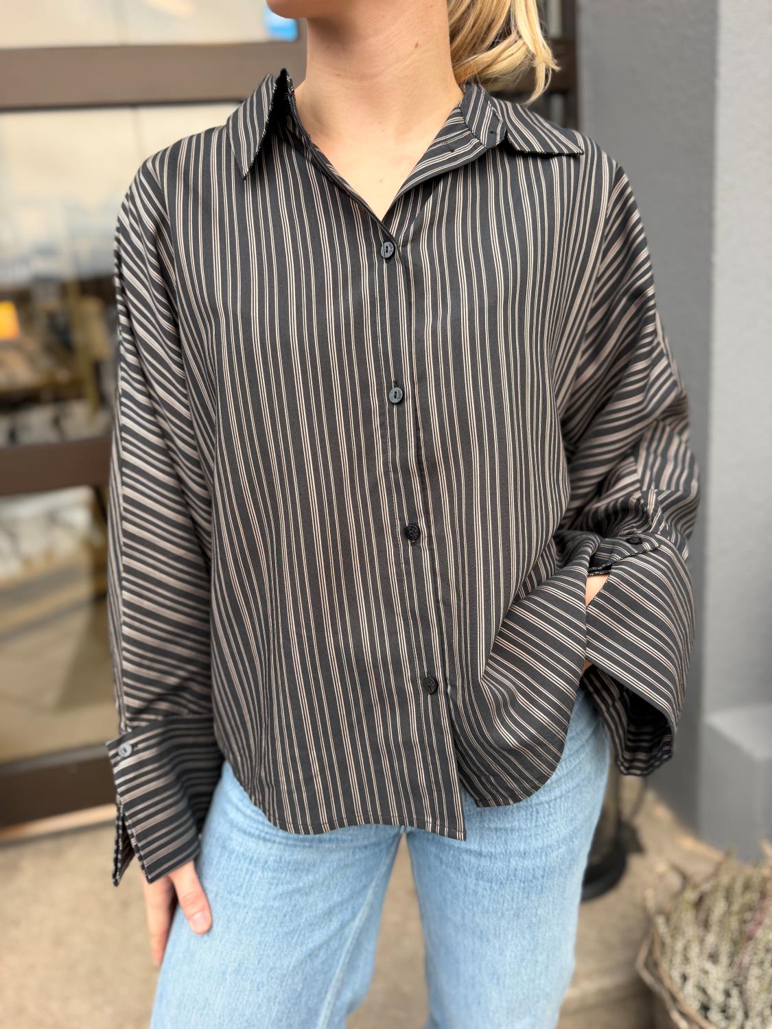 IBEN ATARI STRIPE SHIRT