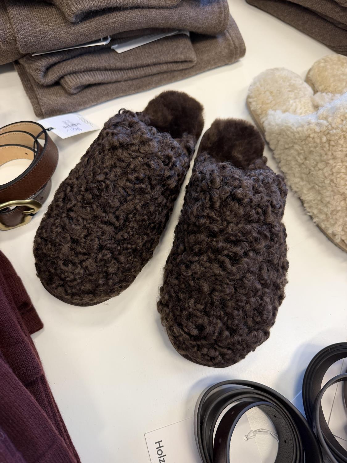 Cozy Curl Slippers
