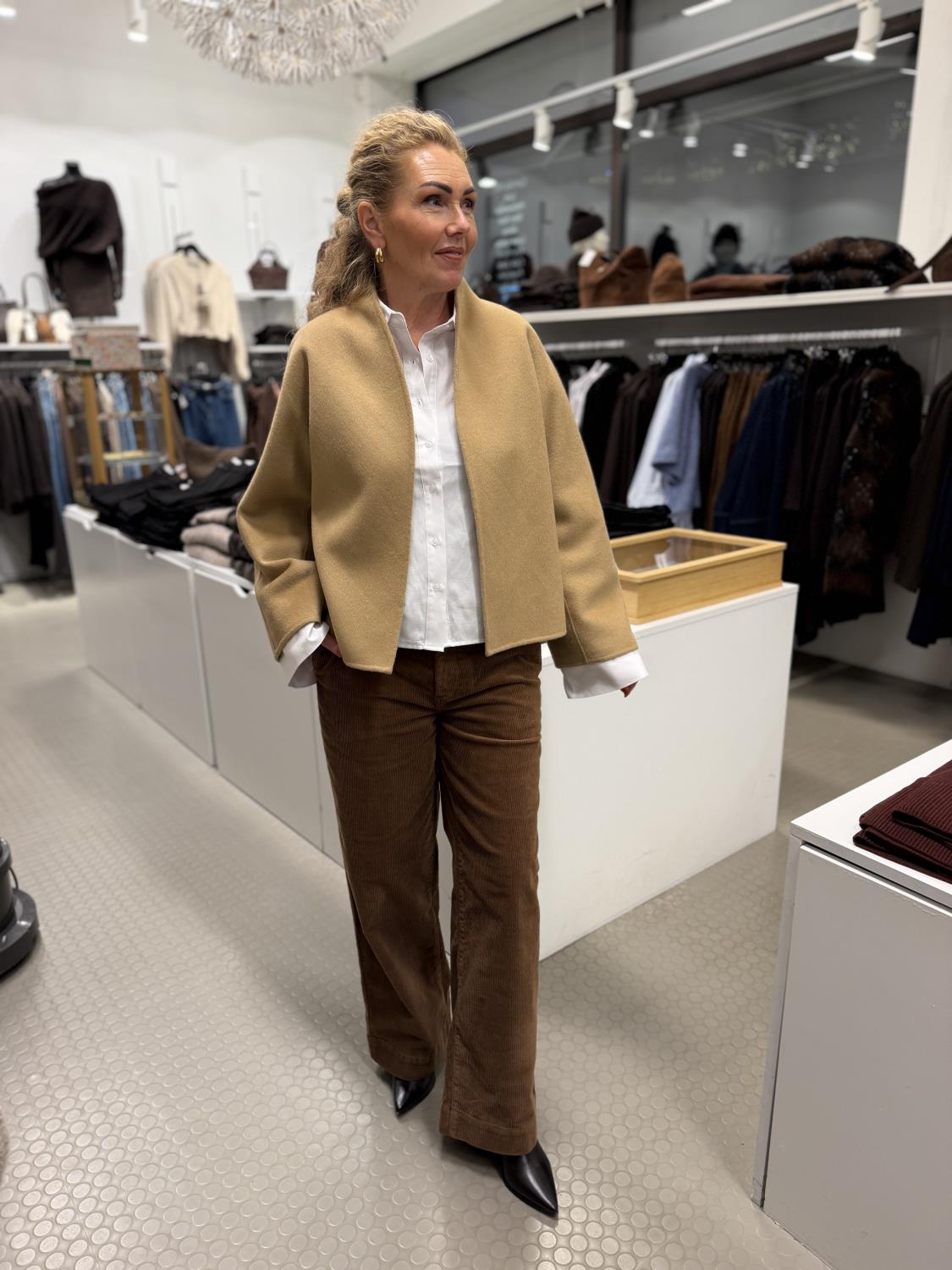 Kelsie wool jacket